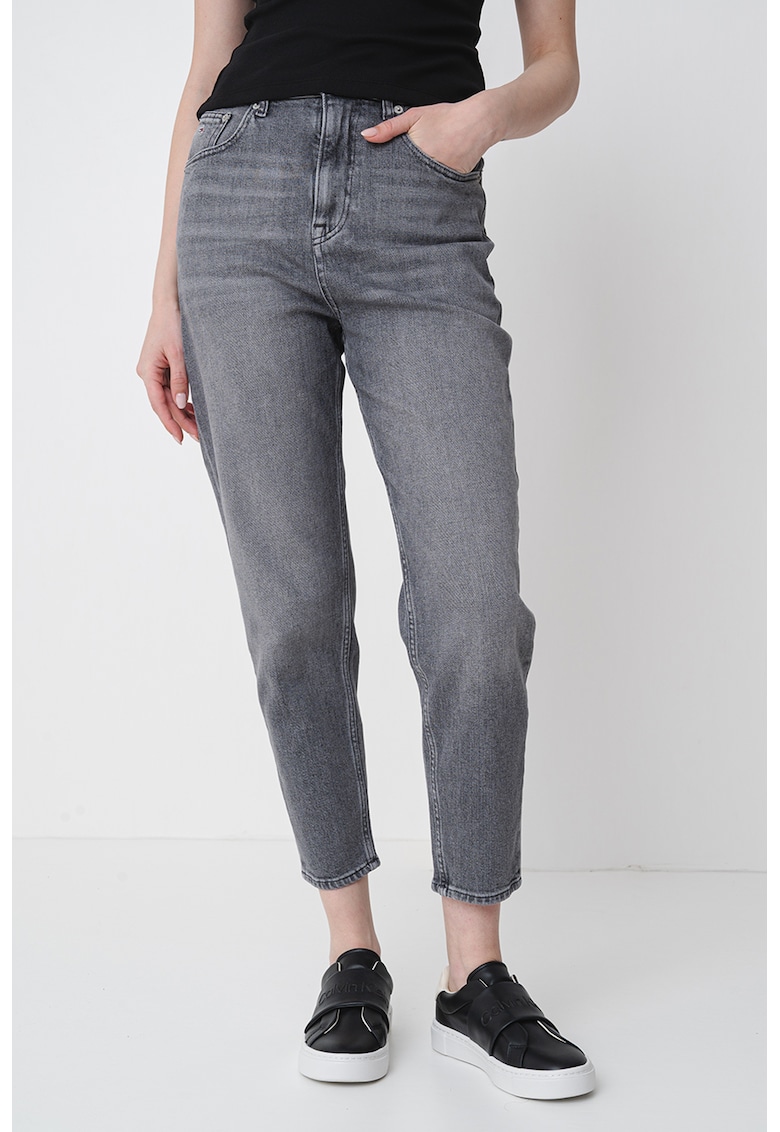 Blugi mom fit cu talie inalta