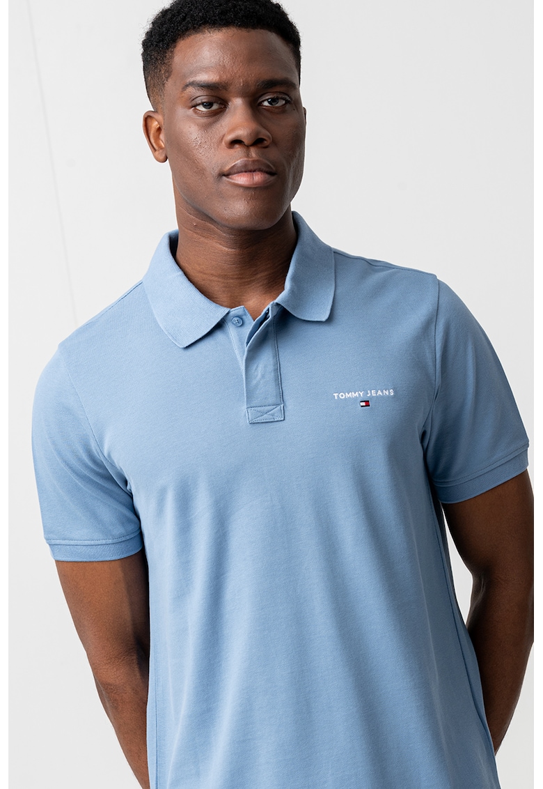 Tricou polo cu logo discret