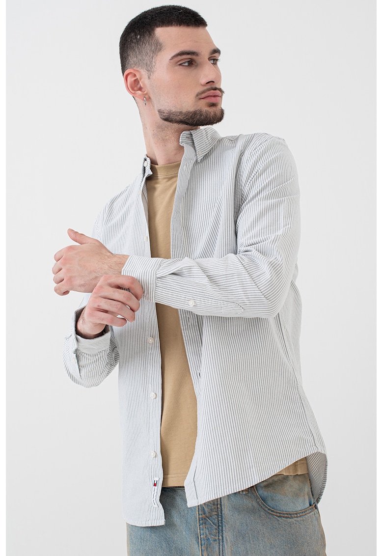 Camasa slim fit cu model in dungi si broderie logo