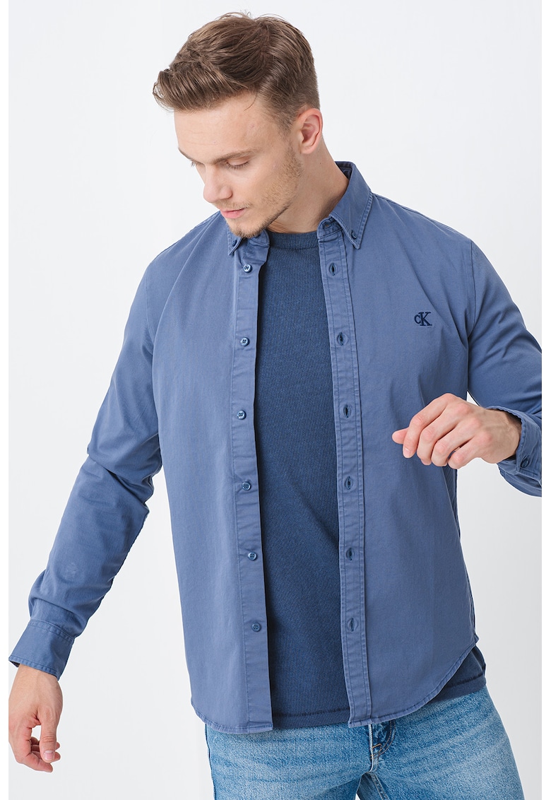 Camasa cu logo mic brodat