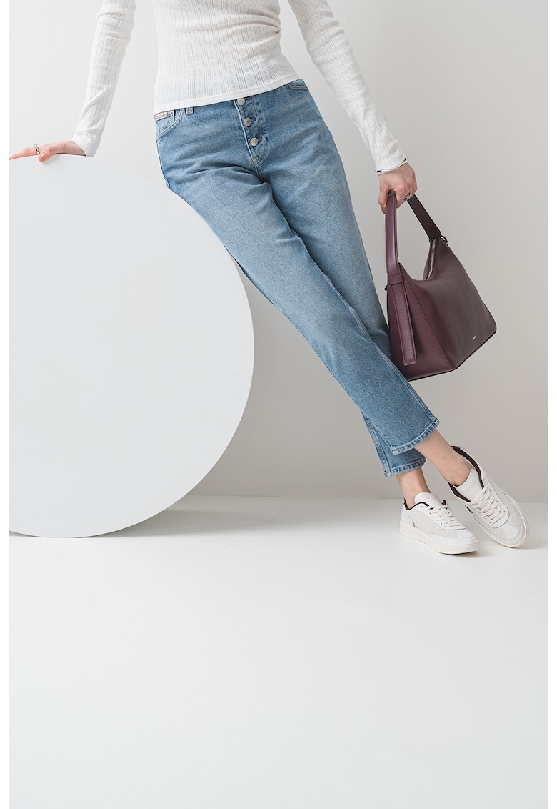 Blugi mom fit cu talie medie