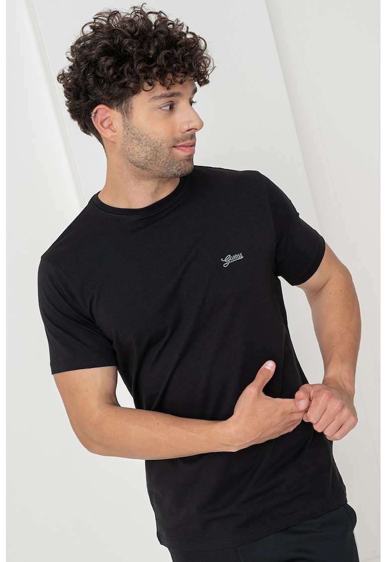 Tricou slim fit cu decolteu la baza gatului - Negru