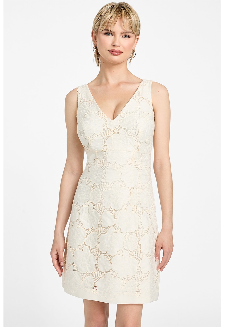 Rochie scurta cu decolteu in V si detalii brodate Rochie scurta cu decolteu in V si detalii brodate