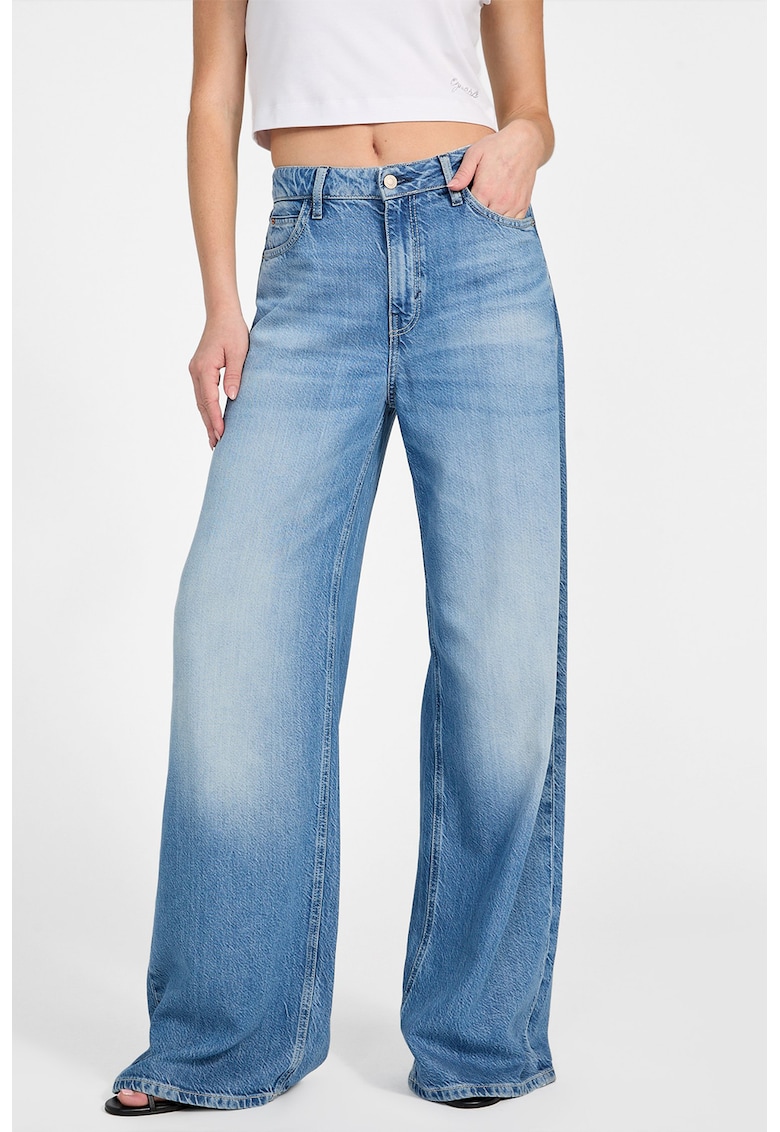 Blugi din amestec de lyocell cu croiala ampla si detalii cu aspect decolorat