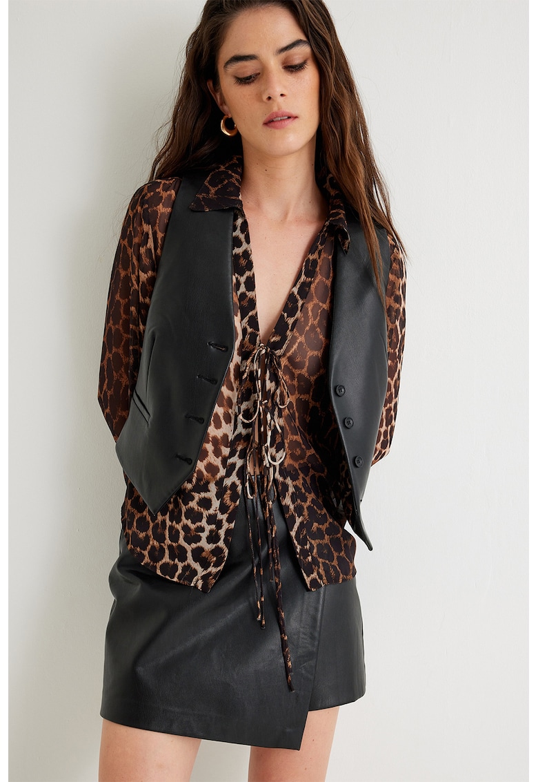 Vesta cu decolteu in V de piele ecologica