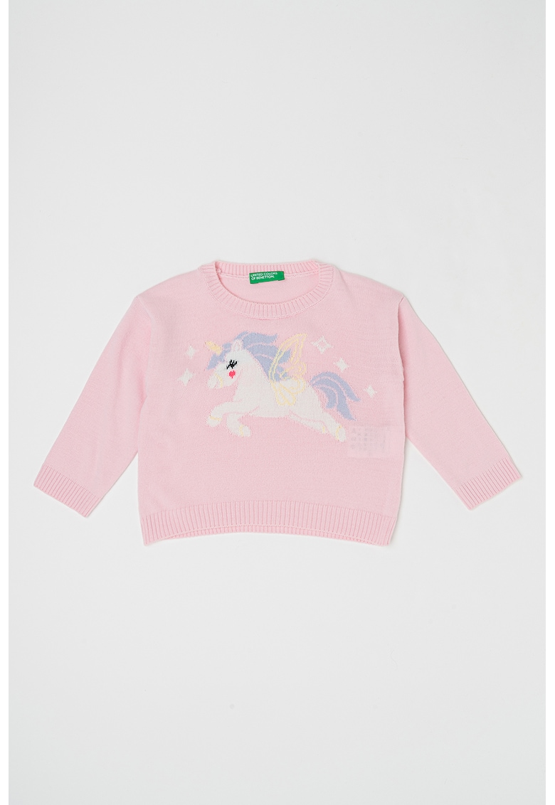 Pulover cu decolteu la baza gatului si model