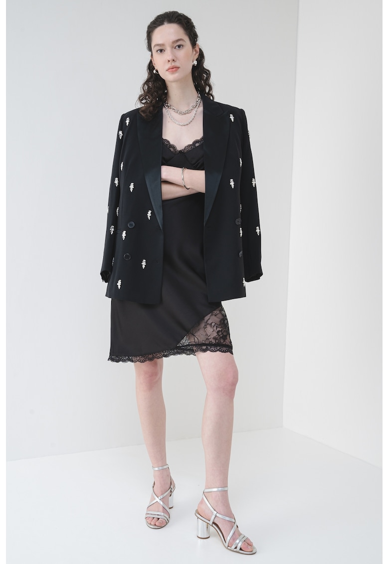 Rochie de satin cu garnituri de dantela