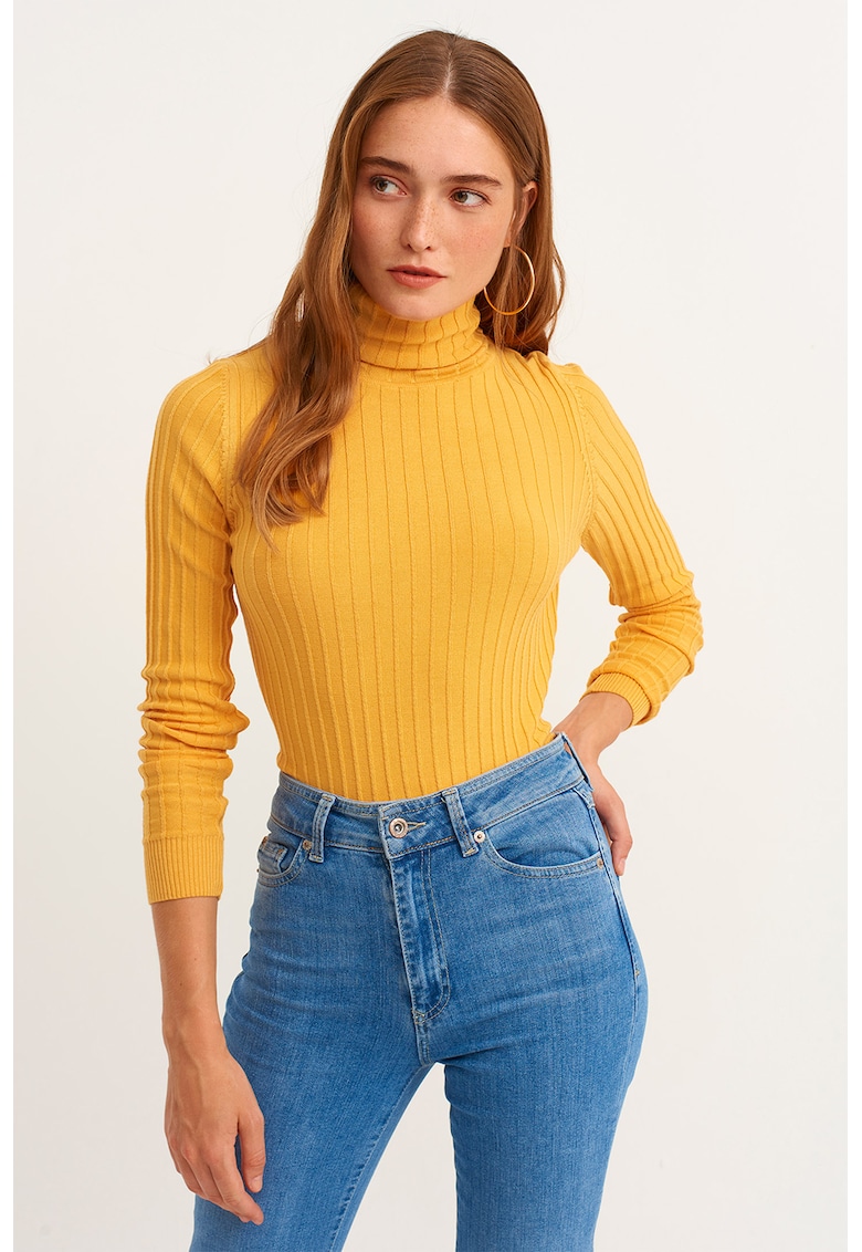 Bluza slim-fit din amestec de modal cu guler inalt