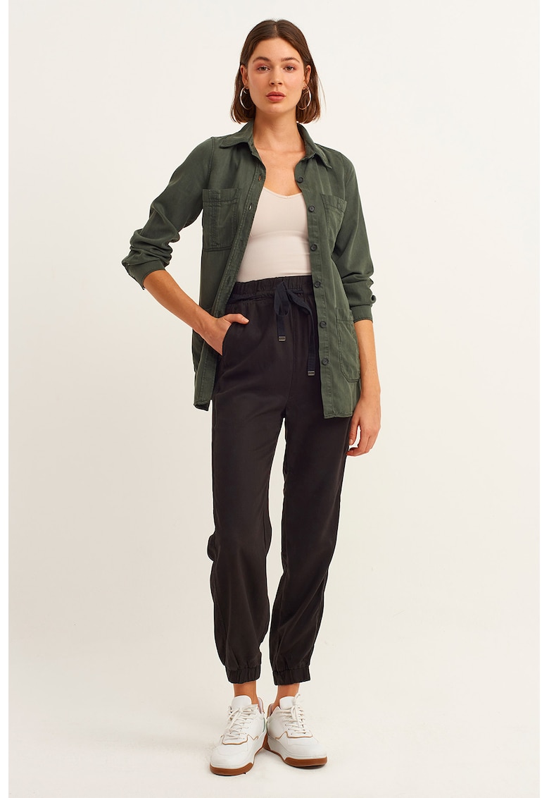 Pantaloni jogger din lyocell cu buzunare