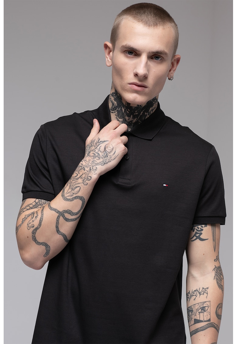 Tricou polo cu logo discret