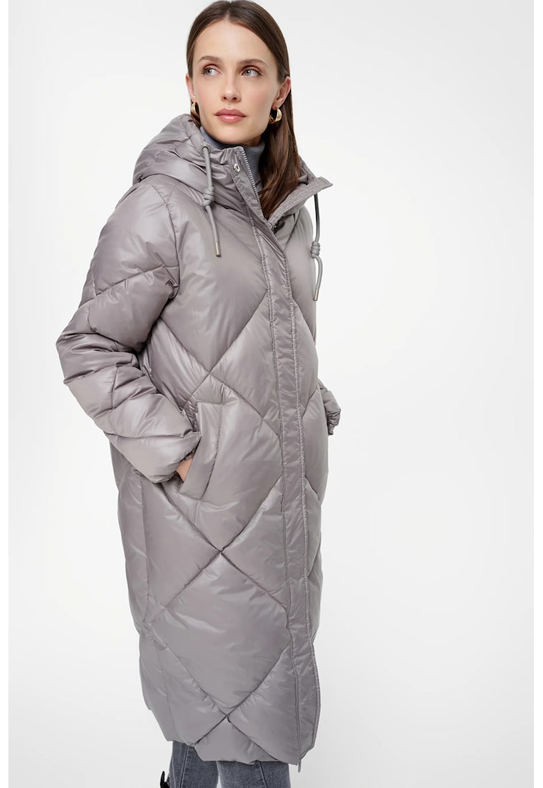 Geaca cu vatelina cu capse si fermoar