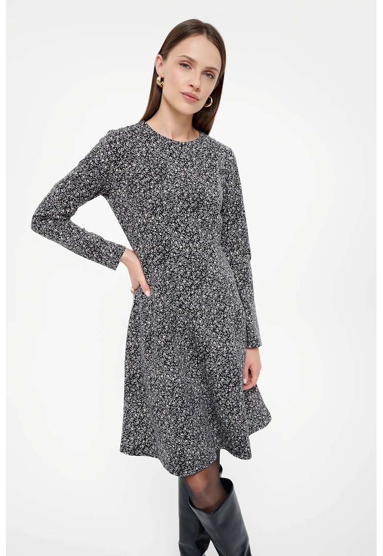 Rochie cu model floral si maneci lungi