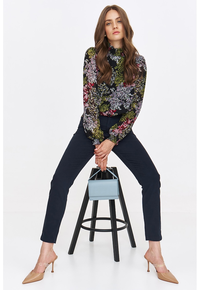 Blugi slim fit cu talie inalta