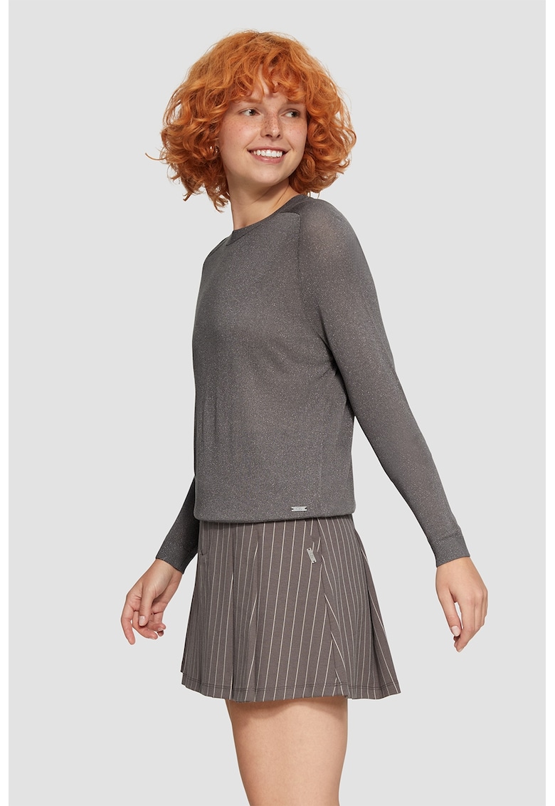 Pulover cu maneci raglan si aspect stralucitor