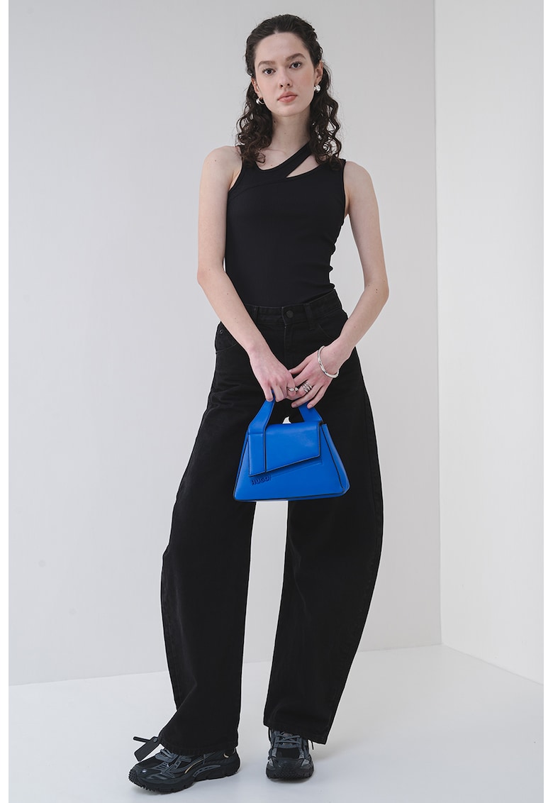 Top striat cu croiala asimetrica