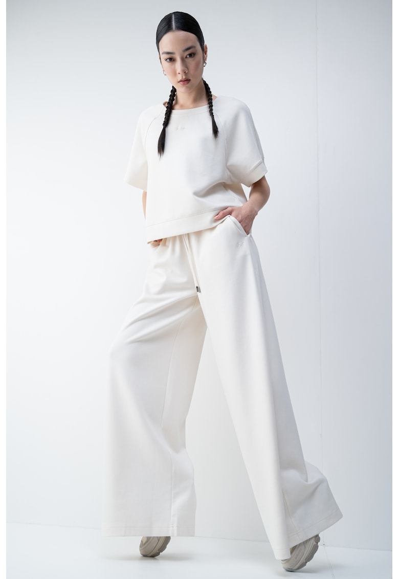 Tricou lejer cu maneci raglan