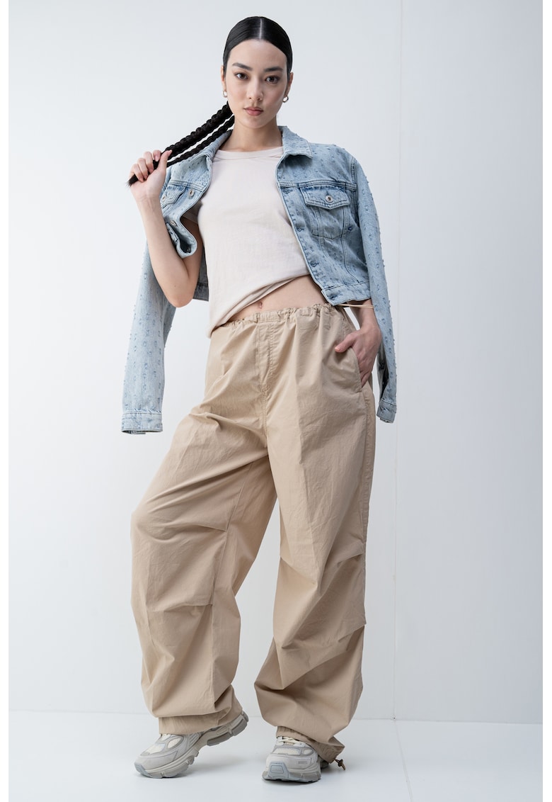 Pantaloni lejeri Hafisa