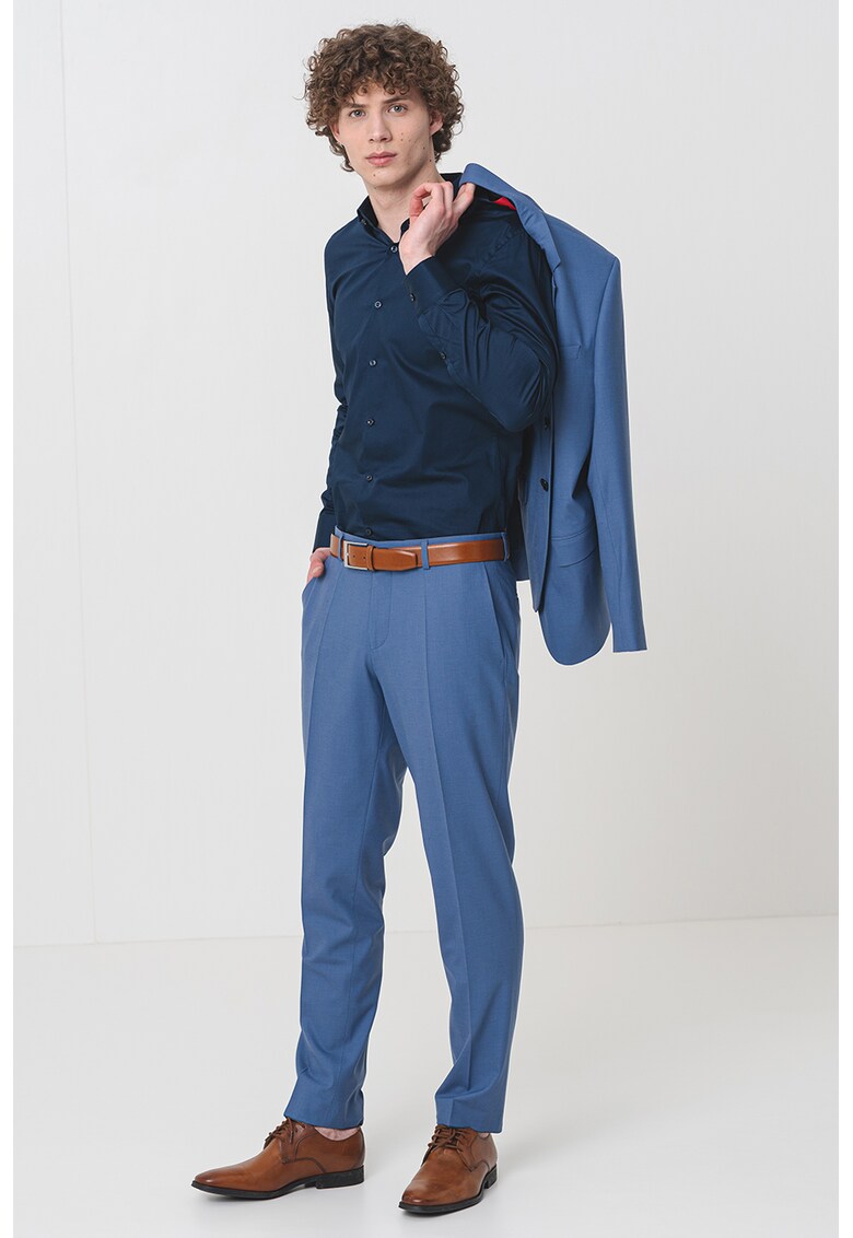 Costum uni din amestec de lana