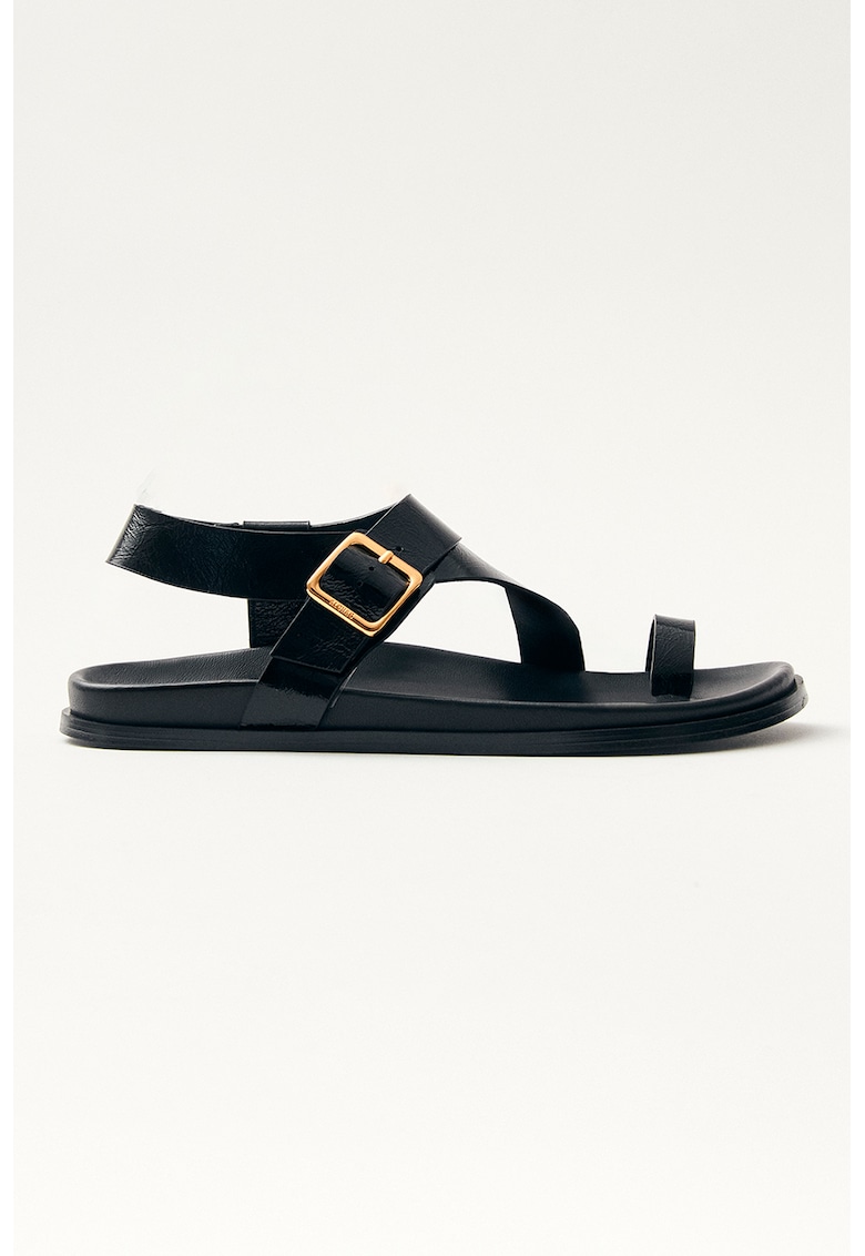 Sandale de piele cu talpa plata si catarama