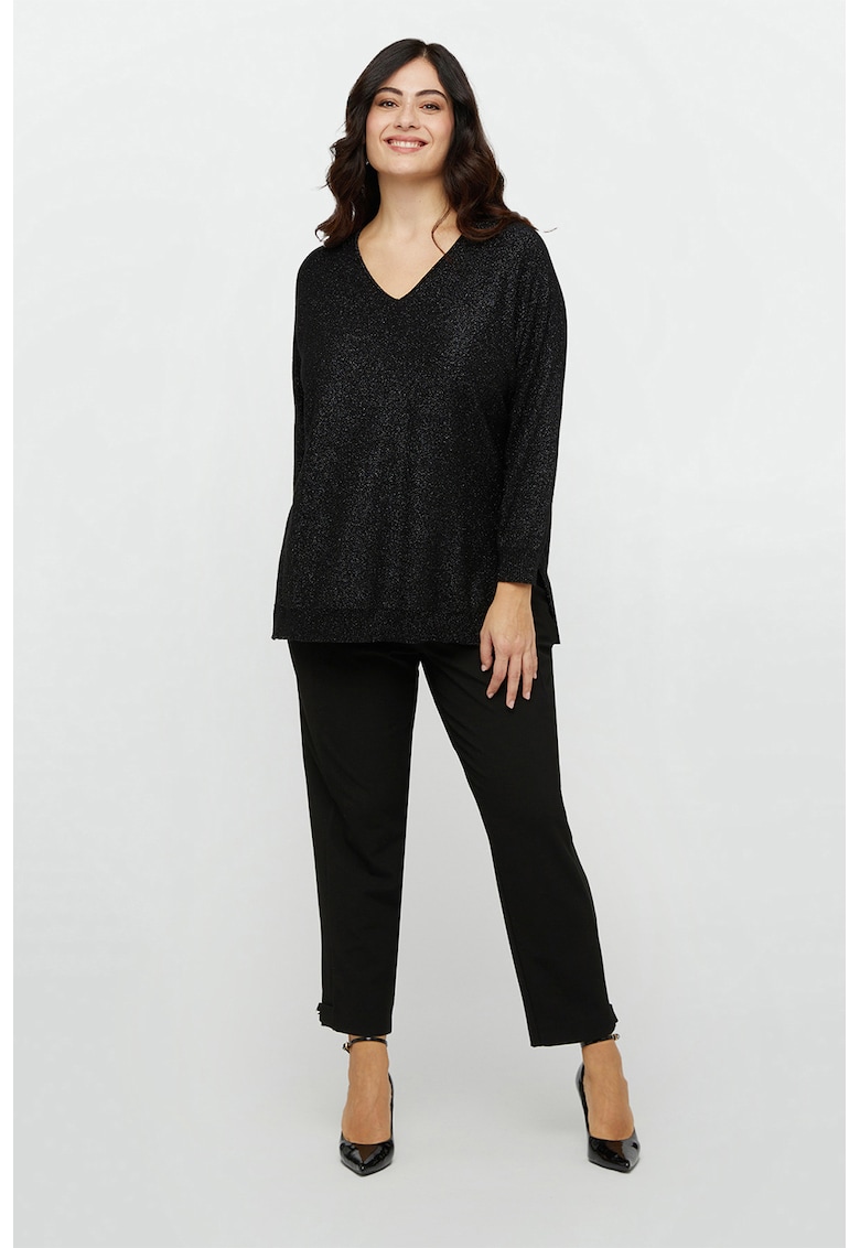 Pulover cu aspect stralucitor si decolteu in V