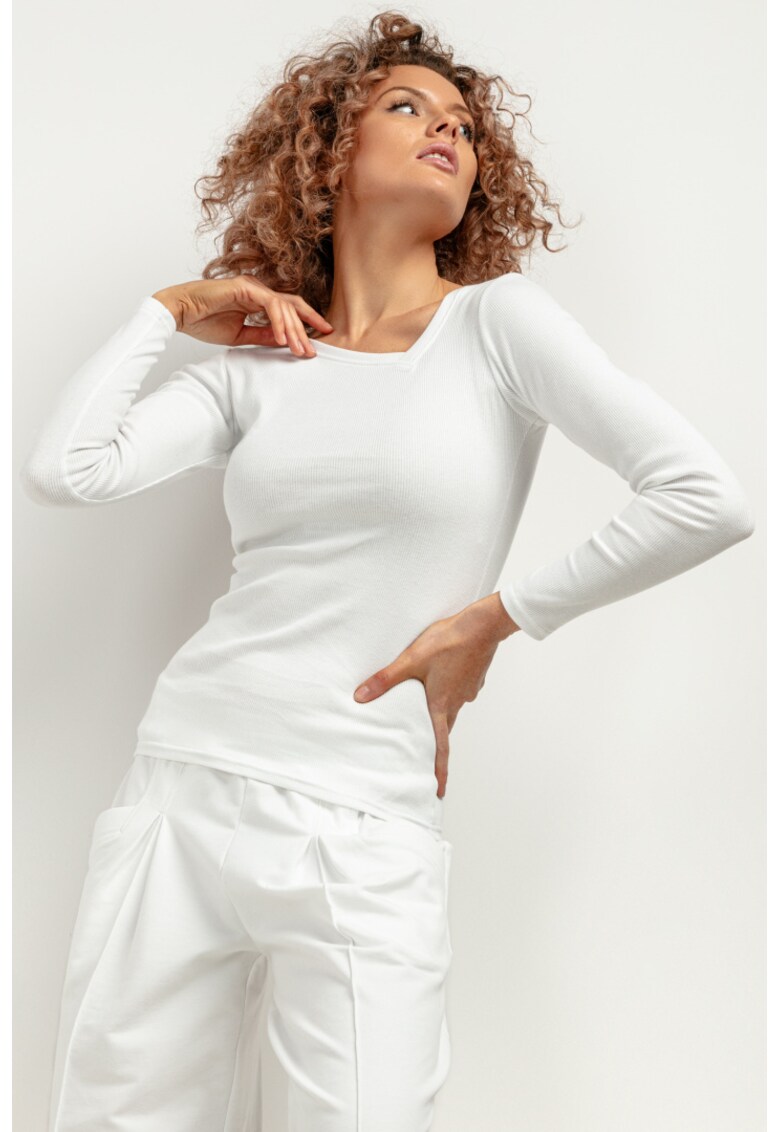 Bluza cu decolteu asimetric - alb