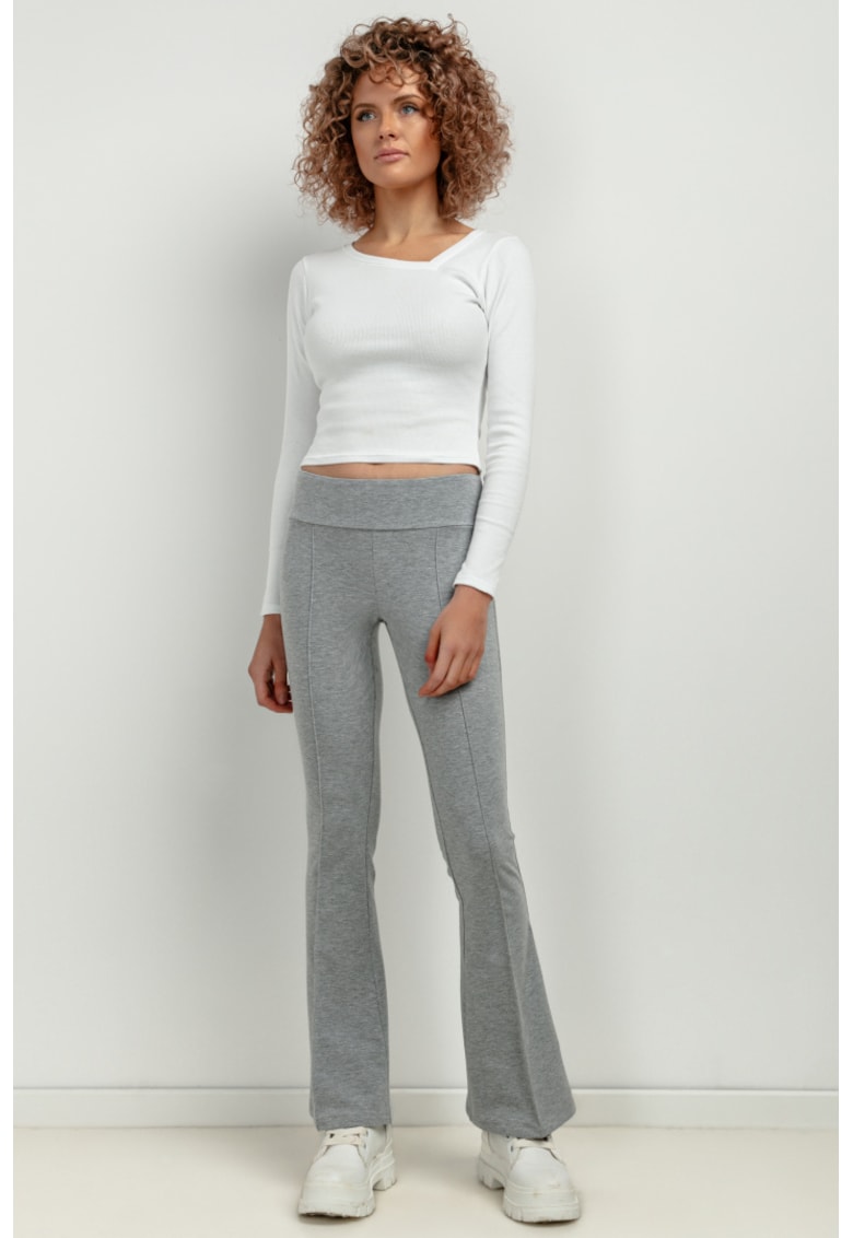Pantaloni evazati cu talie elastica T414 gri deschis