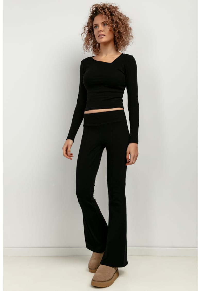 Pantaloni evazati cu talie elastica T414 - negru