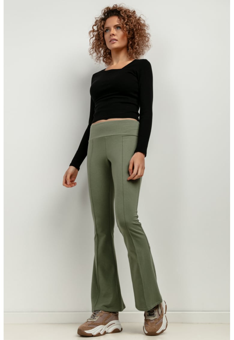 Pantaloni evazati cu talie elastica T414 - verde