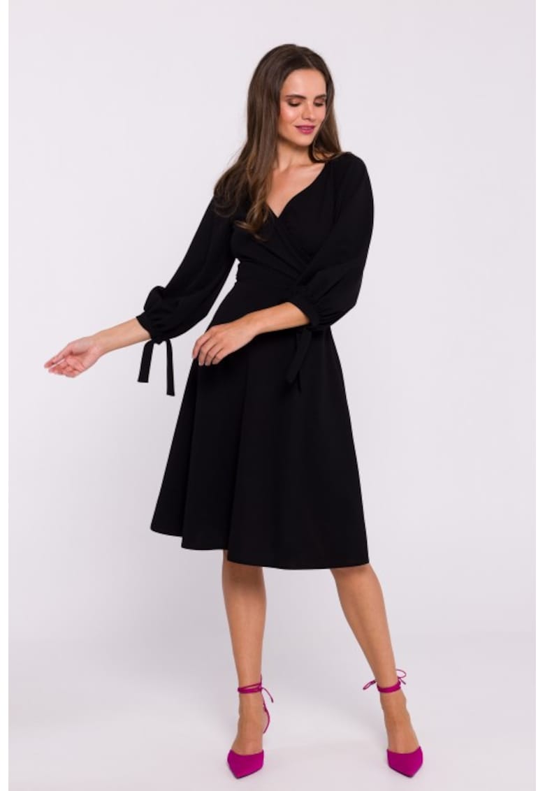 Rochie evazata cu maneci legate