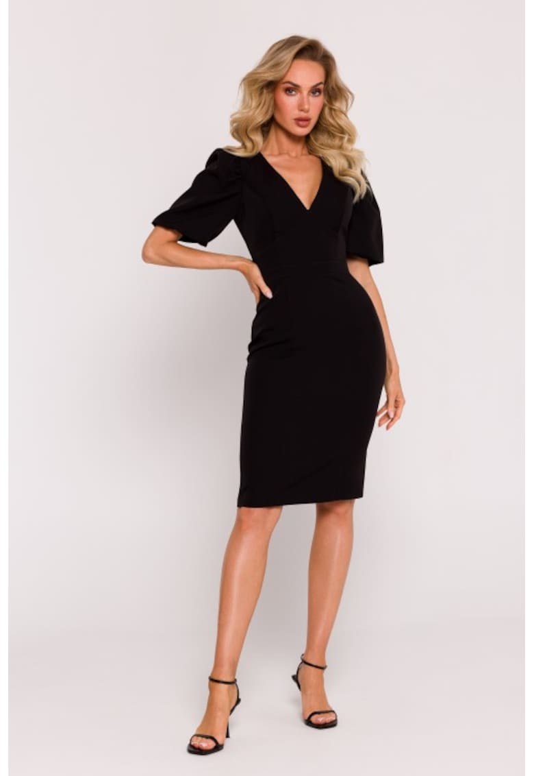 Rochie cu decolteu si talie bine definita