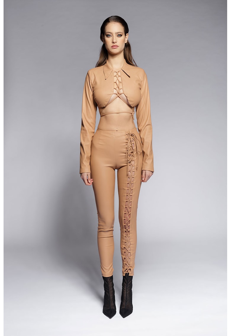 Pantaloni din piele ecologica cu detalii cu siret