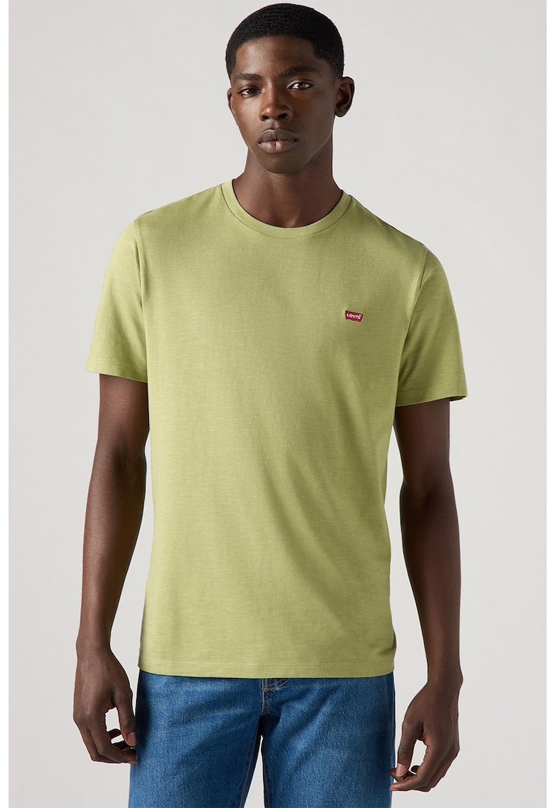 Tricou cu decolteu la baza gatului