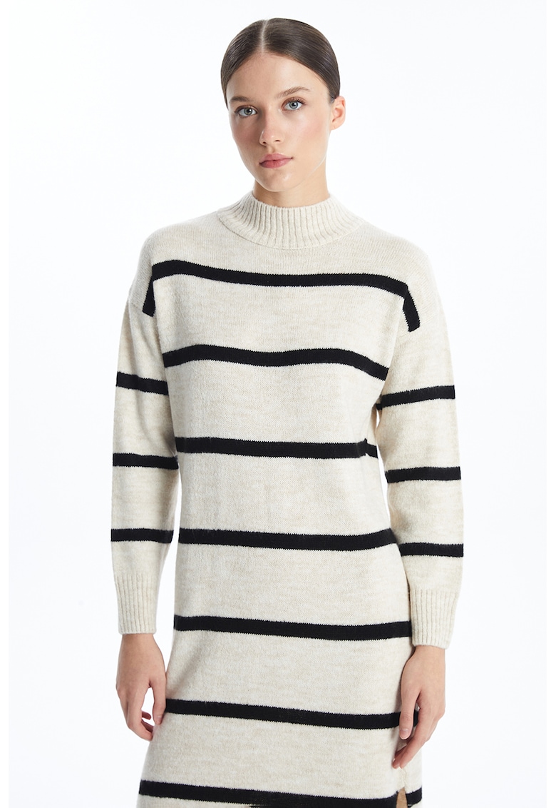 Rochie-pulover cu croiala dreapta - Negru/Crem