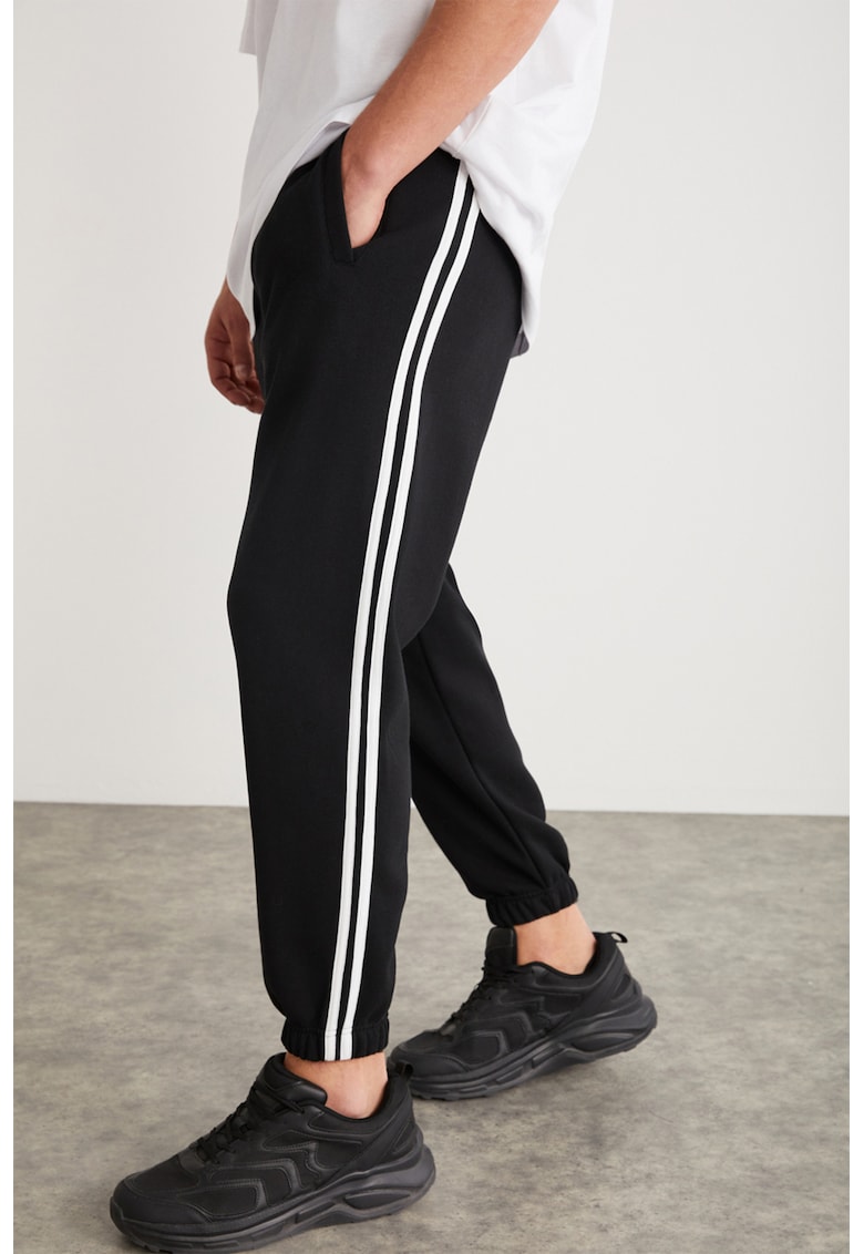Pantaloni de trening din bumbac cu benzi laterale contrastante