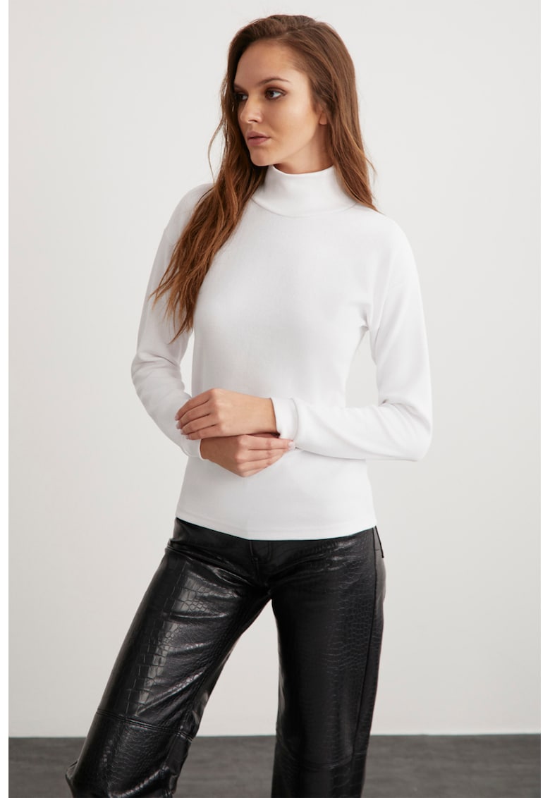 Bluza slim fit cu guler inalt