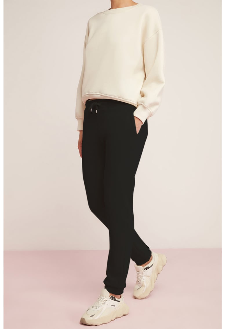 Pantaloni de trening cu snur Pantaloni de trening cu snur
