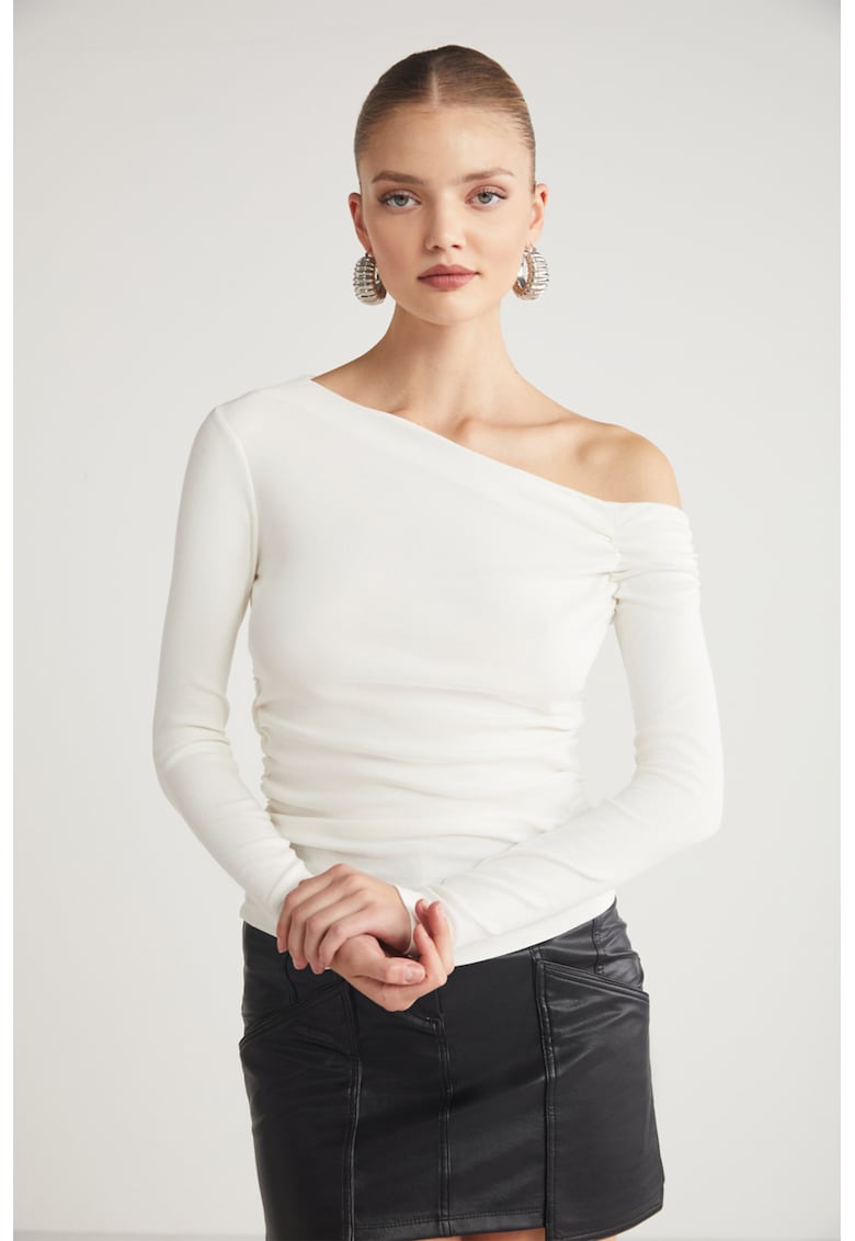 Bluza cu decolteu pe un umar Sissi - Alb