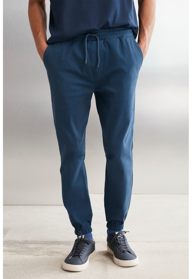 Pantaloni de trening cu buzunare laterale Jakob Pantaloni de trening cu buzunare laterale Jakob