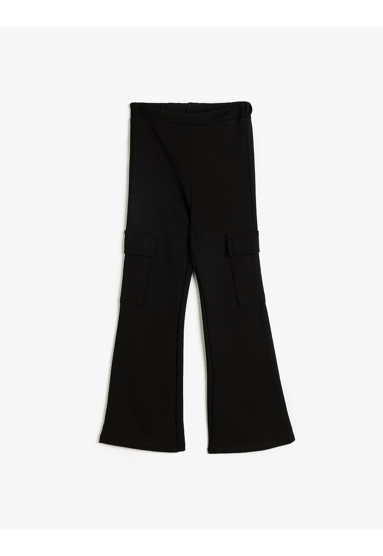 Pantaloni evazati cu model uni