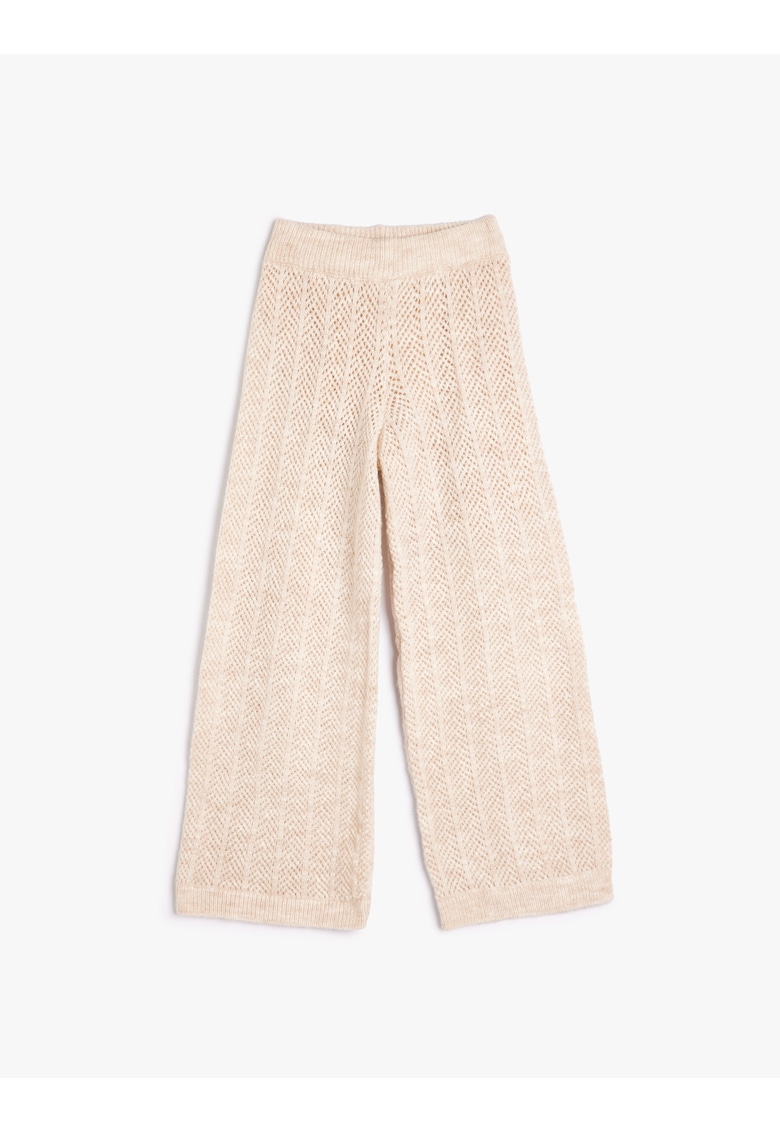 Pantaloni tricotati cu croiala ampla