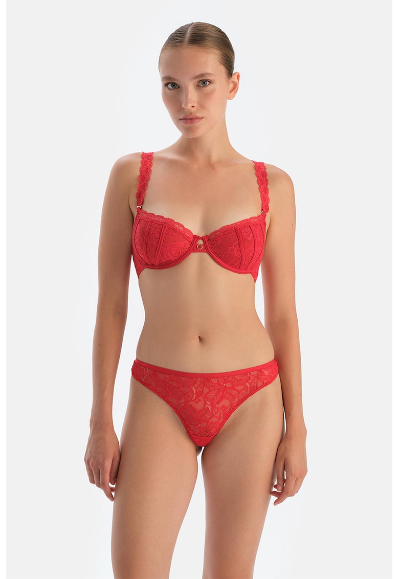 Chiloti tanga de dantela