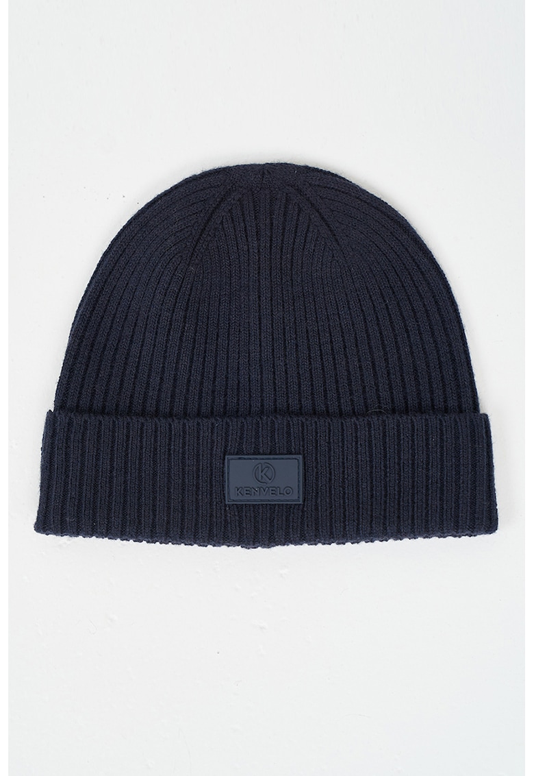 Caciula cu striatii si aplicatie logo