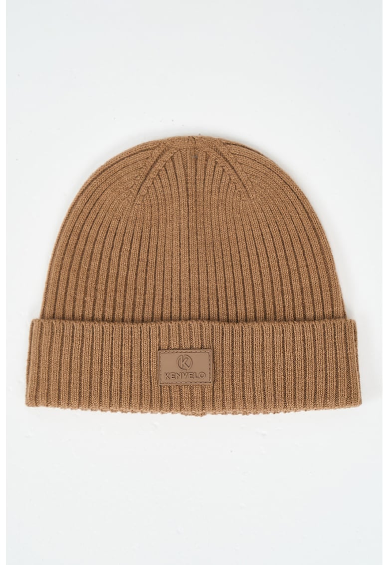 Caciula cu striatii si aplicatie logo