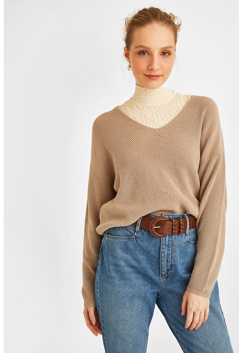 Pulover lejer cu maneci cazute