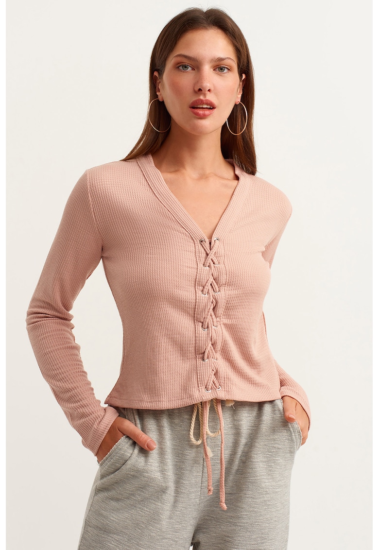Bluza cu decolteu in V si sireturi - Roz