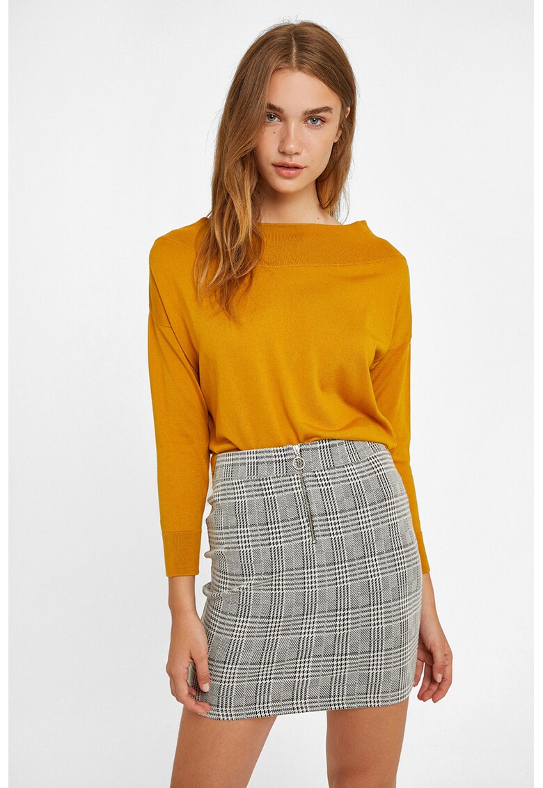 Pulover cu decolteu pe umeri si talie elastica - Maro deschis