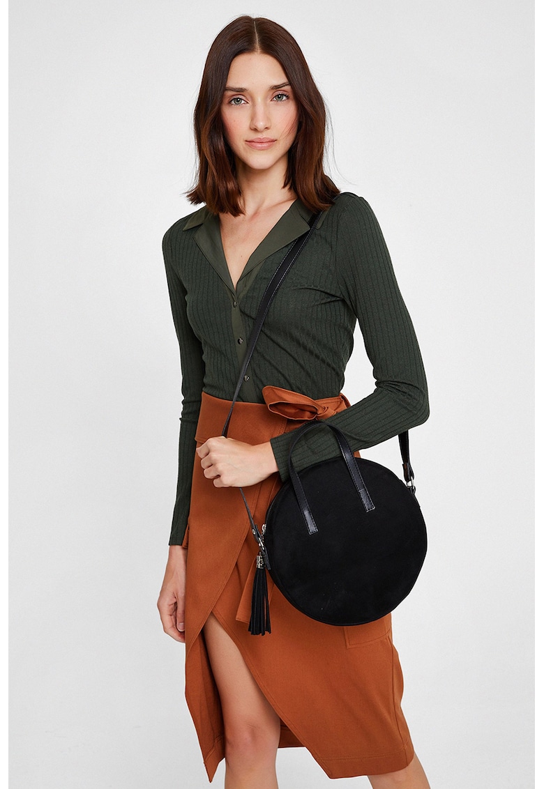 Pulover slim fit cu revere decupate