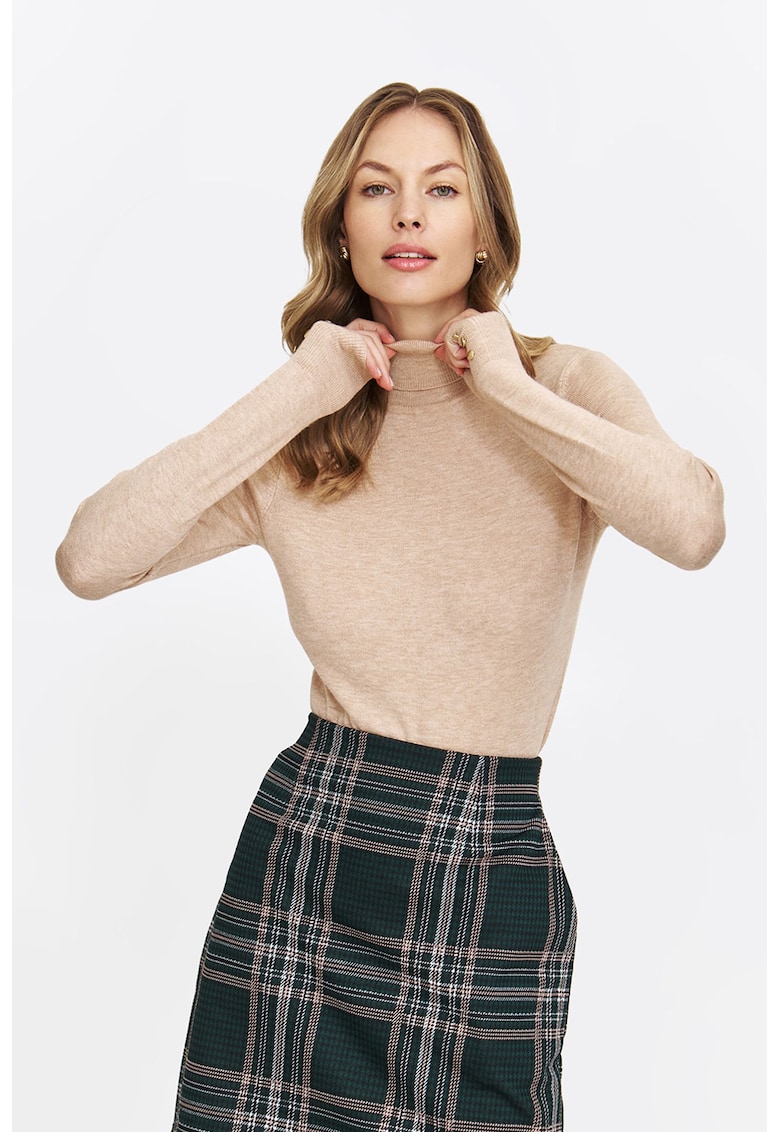 Pulover cu guler inalt