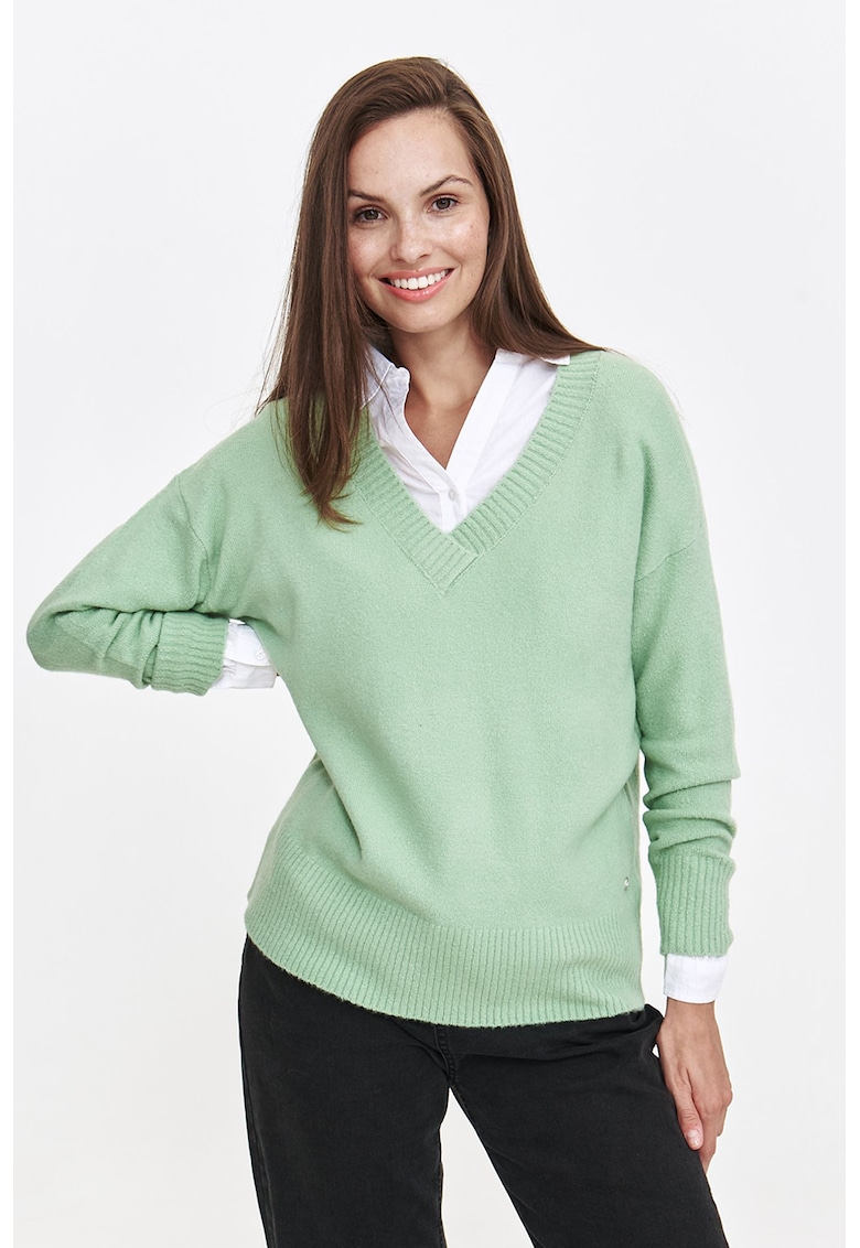 Pulover cu decolteu in V si maneci cazute - Verde pal