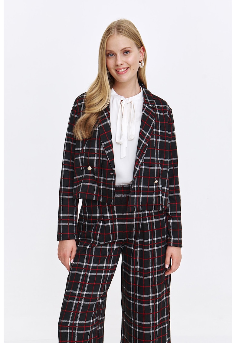 Jacheta in carouri cu nasturi